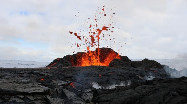 Islandia Umumkan Status Darurat Nasional Usai Gempa juga Lava Keluar dari Gunung Aktif